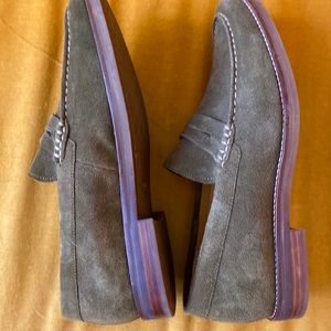 Sperry Men’s suede Olive loafer
